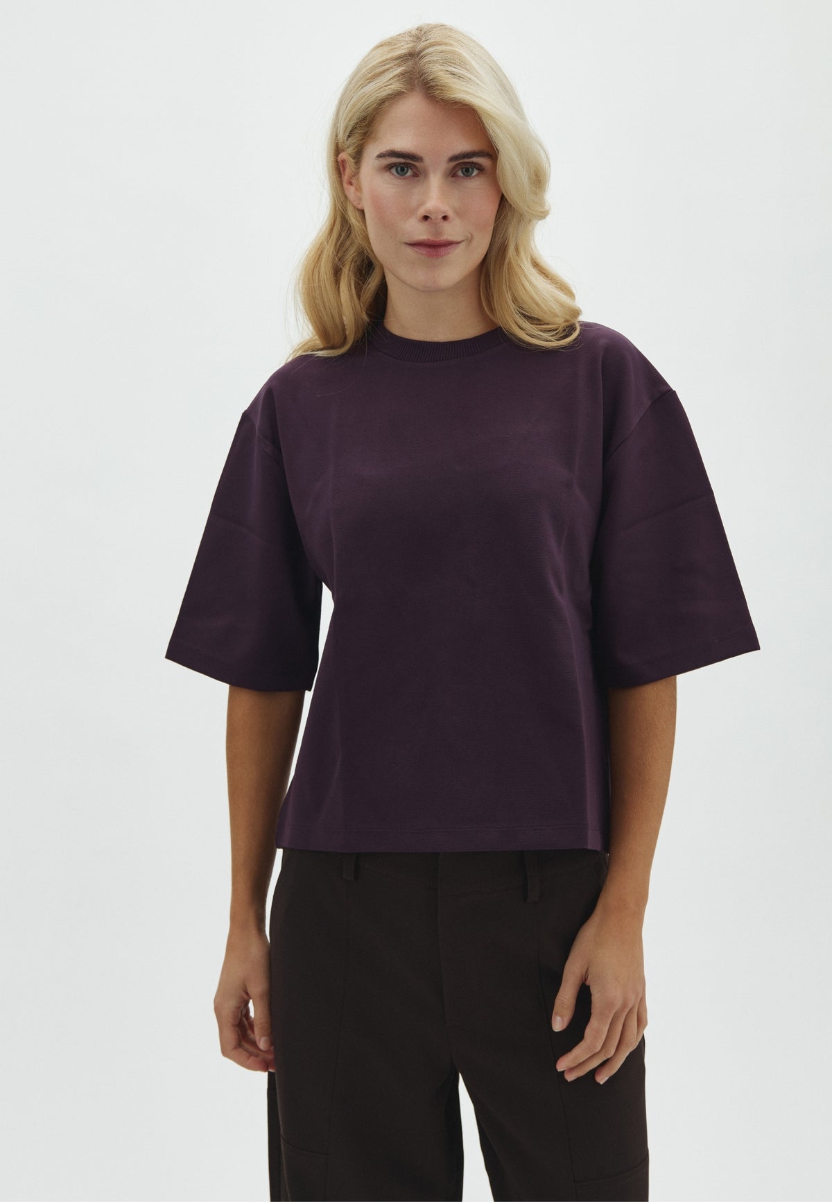 Emrys-M_Deep Purple_Model_0